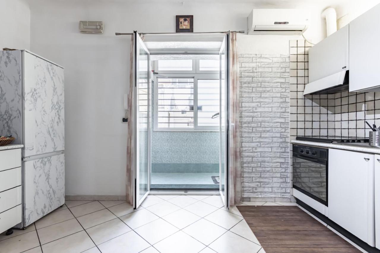 San Nicola Apartments By Rentbeat Bari Exteriér fotografie