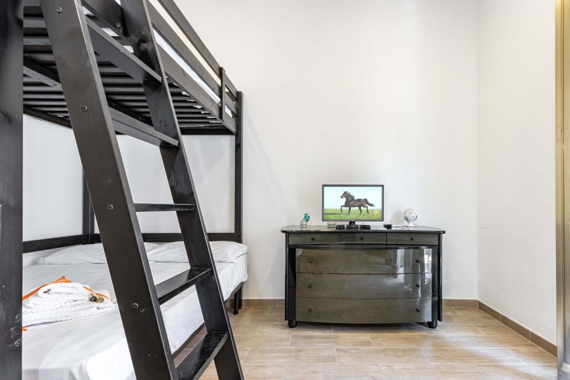 San Nicola Apartments By Rentbeat Bari Exteriér fotografie
